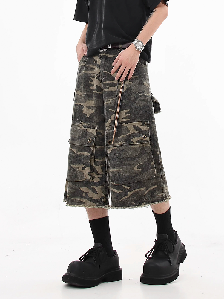 Y2K Baggy Camo Shorts