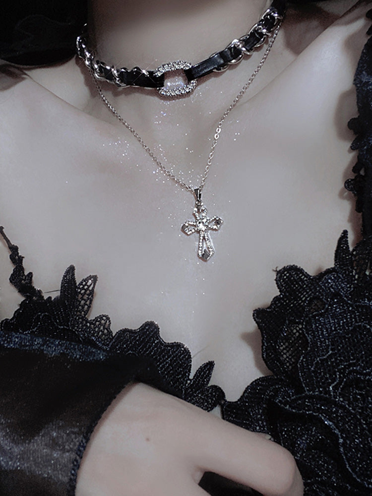 Y2K Cross Pendant Necklace